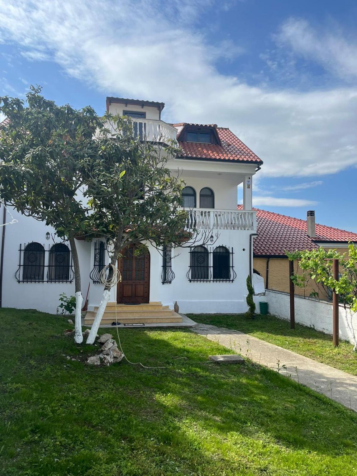 Guest house Taga Kruje